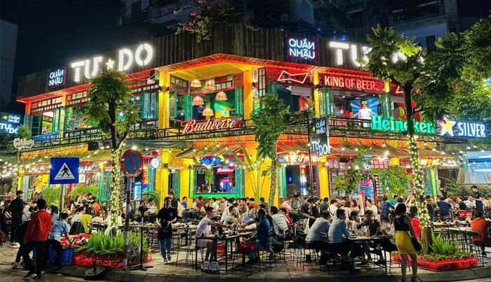 Khảo sát thị trường mở quán bia Hà Nội