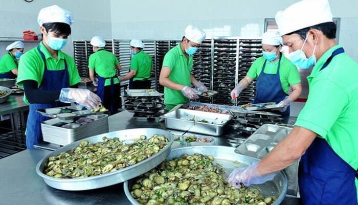 Khang Võ - cung cấp dịch vụ suất ăn công nghiệp ở Quận 4 an toàn VSTP