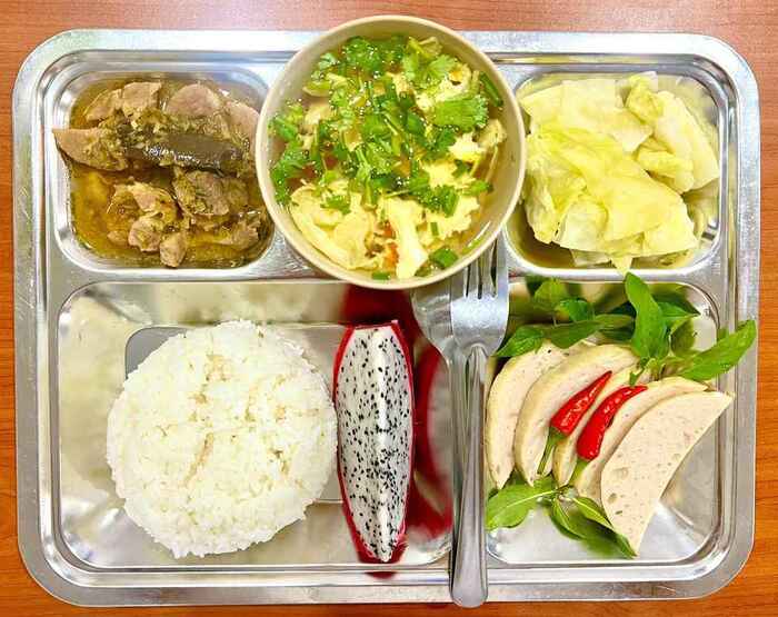 Đơn vị cung cấp suất ăn công nghiệp ở Quận 6 chất lượng, an toàn 