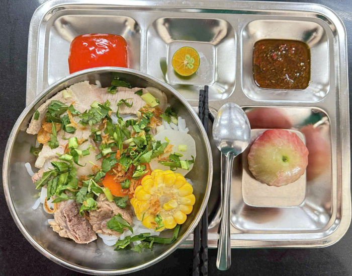 suất ăn công nghiệp ở quận 8