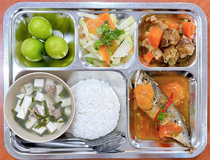 Khang Võ - cung cấp đa dạng suất ăn công nghiệp ở Quận 9