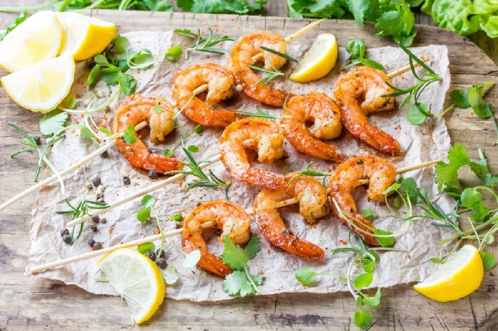 5 giá trị dinh dưỡng của tôm hữu ích cho sức khỏe 2 Tôm cũng là món ăn dinh dưỡng các bạn nhỏ yêu thích