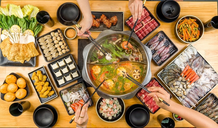 Không gian của quán và thái độ phục vụ