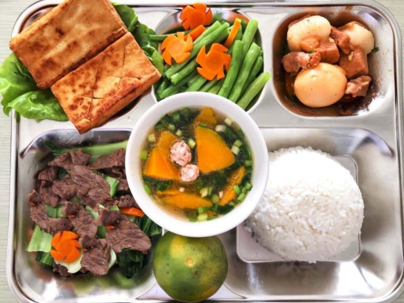 thuc-don-suat-an-cong-nghiep-40k