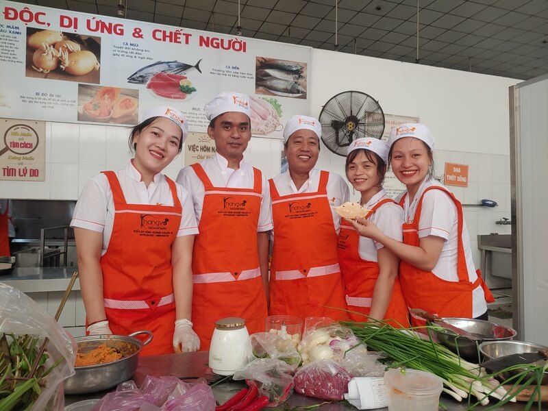 THỰC ĐƠN MẪU CÁC MÓN “MẶN ,MÓN KÈM & CHAY “ 3 Tuân thủ nghiêm ngặt các chứng nhận ATVSTP (ISO 22000, HACCP)
