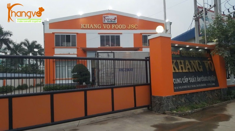 Yếu tố con người trong quy trình phục vụ suất ăn tại bệnh viện trong Quy trình