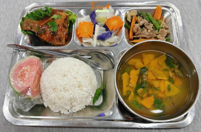 Dịch Vụ Cung Cấp Suất Ăn Công Nghiệp KCN Sóng Thần 6 Suất ăn công nghiệp gồm những món gì? Khay mẫu tại Khang Võ