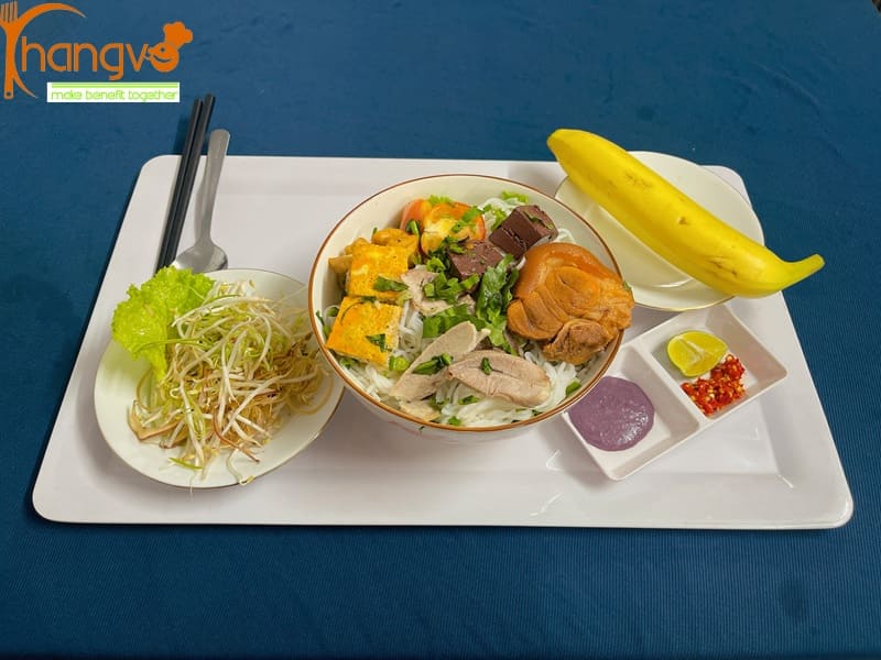 Tổng quan dịch vụ cung cấp suất ăn công nghiệp KCN Mỹ Phước