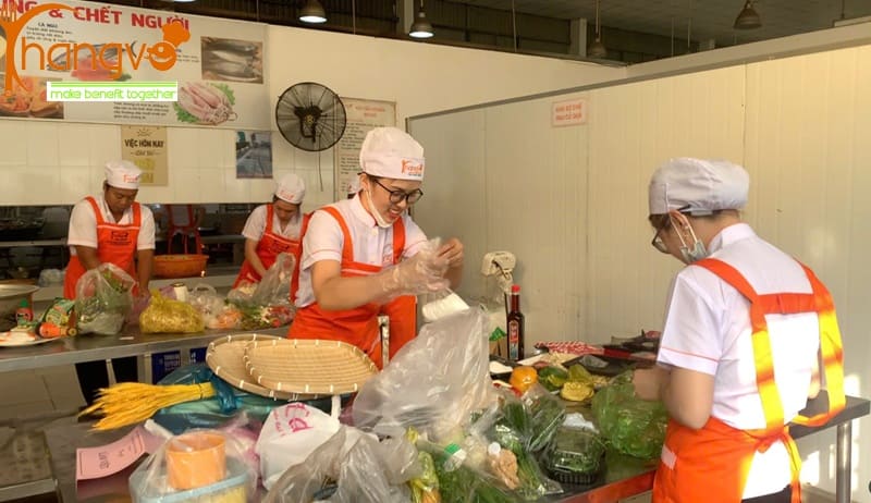 Năng lực cung cấp suất ăn công nghiệp tại KCN Việt Hương